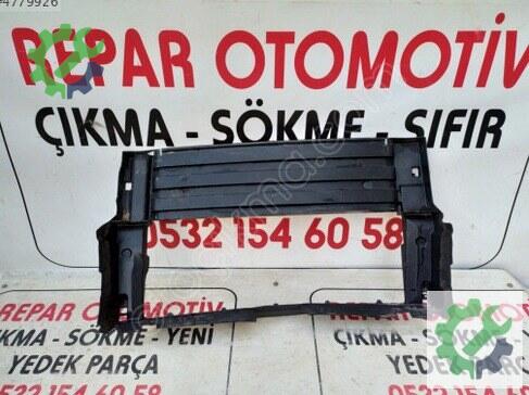 Renault Trafic Radyatör 628201400R çıkma parça