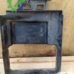 Clio 5  sağ radyatör hava yönlendiricisi 215587717r