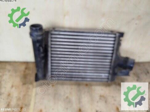 Renault Clio Intercooler Radyatörü çıkma parça