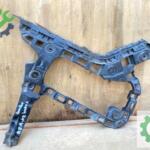 Passat B8 tampon sağ arka braketi  3g5807356A