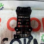 RENAULT MEGANE 4 VİTES MEKANİZMASI ALT TABLASI 3249042026R