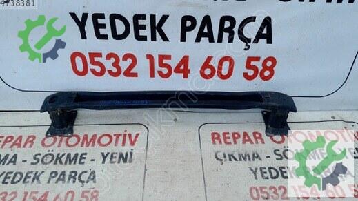 Volkswagen Golf Arka Tampon Demiri çıkma parça