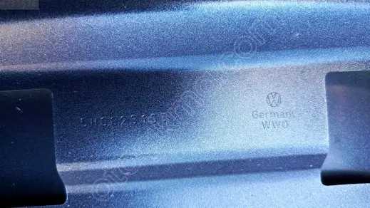 Volkswagen Golf Kaput 5H0823155 çıkma parça