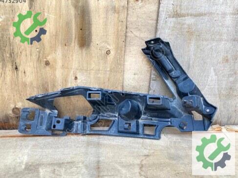 Skoda Superb Tampon Braketi 3V0807055 çıkma parça