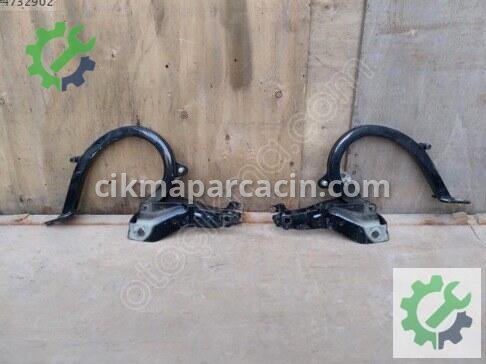 Skoda Superb Bagaj Menteşesi 3T0827152 çıkma parça