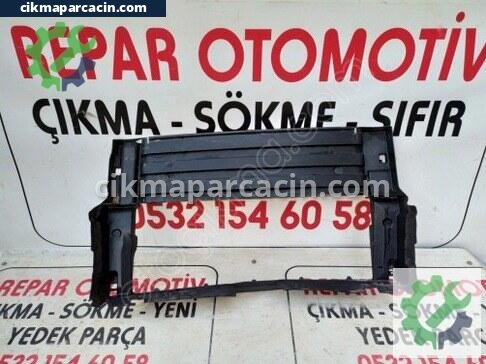 Renault Trafic Radyatör çıkma parça