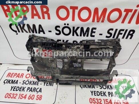Renault Megane Ön Panel çıkma parça