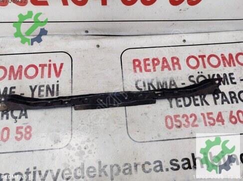 Renault Megane Panel Üst Demiri 752100729R çıkma parça