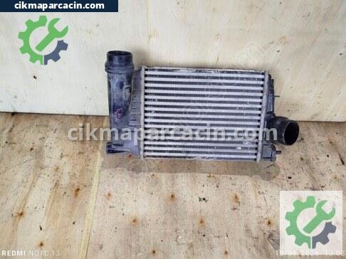 Renault Megane Intercooler Radyatörü çıkma parça