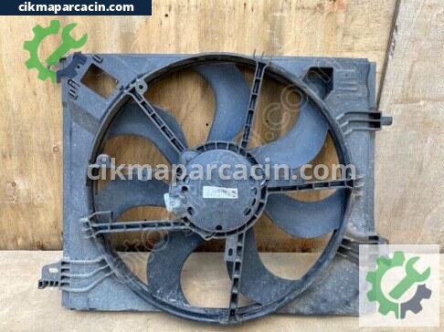Renault Megane Fan Motoru çıkma parça