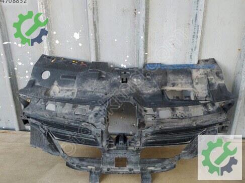 Renault Megane Ön Panjur çıkma parça