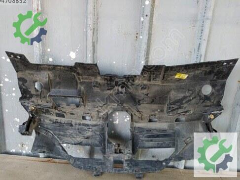Renault Megane Ön Panjur 623124247R çıkma parça