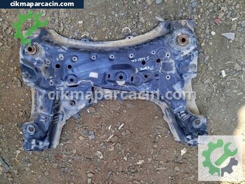 Renault Fluence Arka Travers çıkma parça