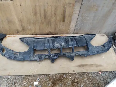 Renault Fluence Tampon Izgarası çıkma parça