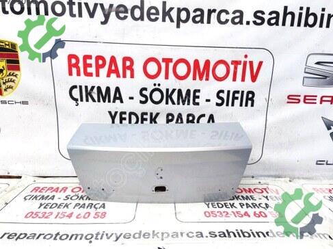 Renault Clio Bagaj Kapağı çıkma parça