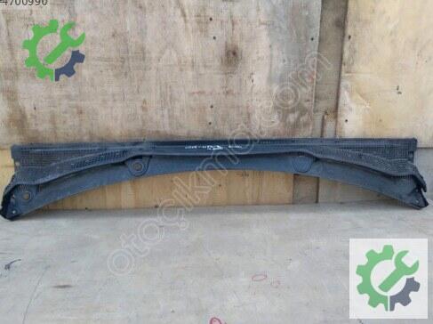 Renault Captur Ön Cam Izgarası 668119397R çıkma parça