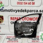 Renault clio 5 sağ ön kapı siyah boyasız düzelir çıkma 2019-24
