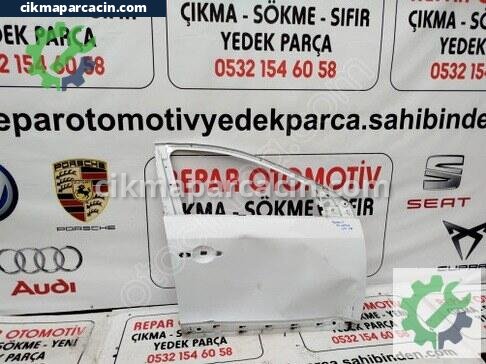 Renault Clio Sağ Ön Kapı çıkma parça