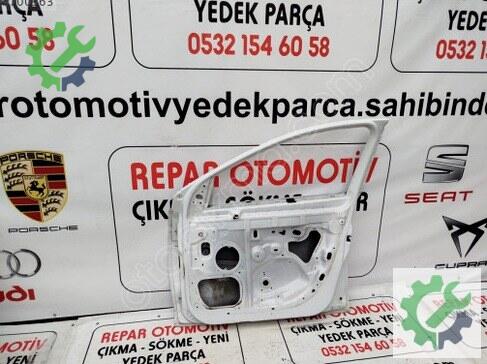 Renault Clio Sağ Ön Kapı 2019-2025 çıkma parça