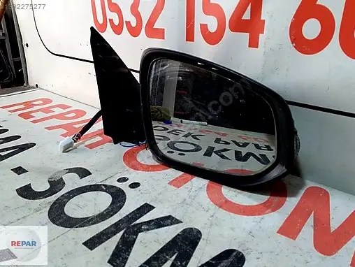 Toyota Hilux Sağ İç Ayna çıkma parça