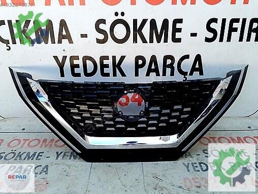 Nissan Qashqai Ön Panjur 62310-6UA1A çıkma parça