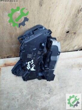 Seat Leon Sağ Arka Kapı Kilidi 5TA839016Q çıkma parça