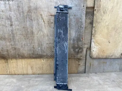 Seat Leon Intercooler Radyatörü 5Q0121251EL çıkma parça