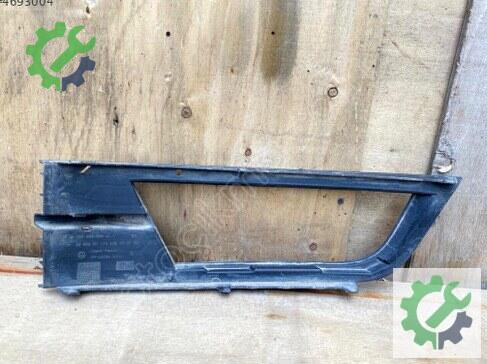 Skoda Octavia Sis Farı Çerçevesi 5E0807682 çıkma parça