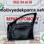 Mercedes benz c serisi W205 sağ ön kapı  A2057225116