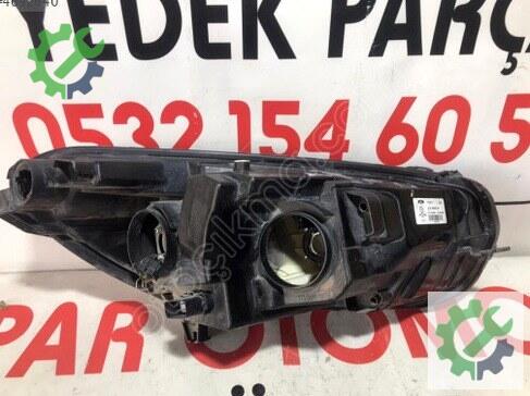 Ford Focus Sol Ön Far 13W030 çıkma parça