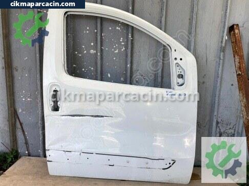 Fiat Fiorino Sağ Ön Kapı çıkma parça