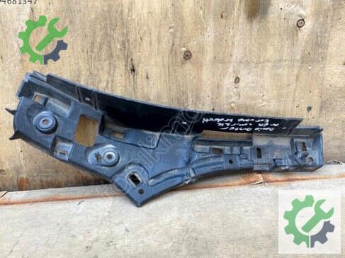 Dacia Duster Çamurluk Braketi 638A80023R çıkma parça
