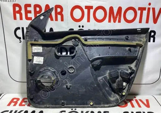 Dacia Duster Kapı Döşemesi 809016438R çıkma parça