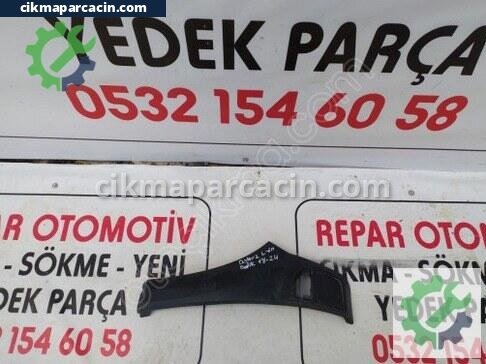 Dacia Duster Sol Ön Çamurluk çıkma parça