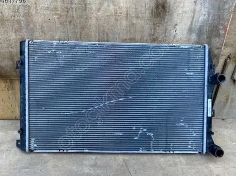 Volkswagen Jetta Su Radyatörü 5K0121253D çıkma parça
