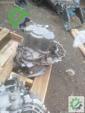 Renault R 9 Manuel Şanzıman 82000370824 çıkma parça