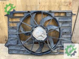 3135103831 Audi A4 S4 B9 8W fan motoru ve çerçevesi