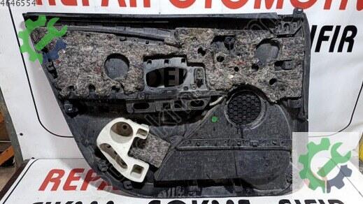 Renault Fluence Kapı Döşemesi 156227411 çıkma parça