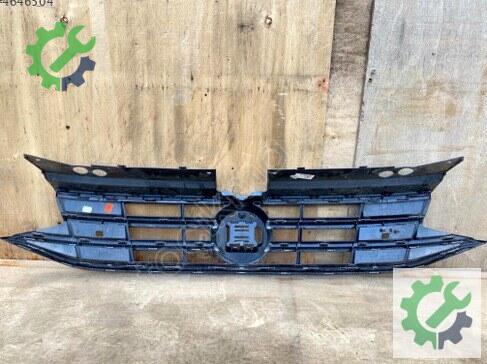 Volkswagen Tiguan Ön Panjur 5NA853659 çıkma parça
