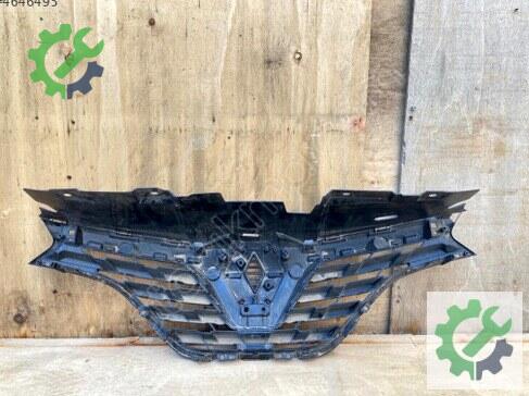 Renault Kadjar Ön Panjur 623103685R çıkma parça