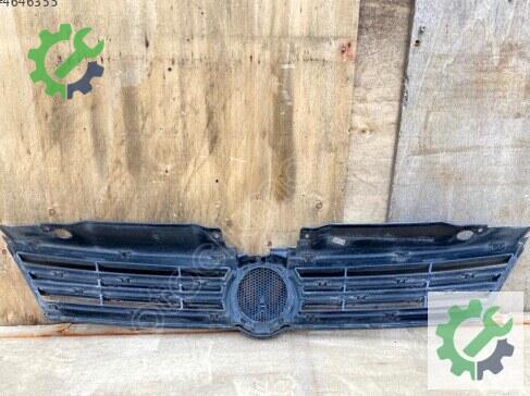 Volkswagen Jetta Ön Panjur 5C6853653 çıkma parça