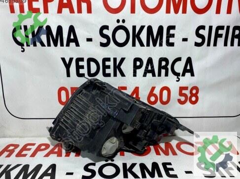 Ford Tourneo Courier Sağ Ön Far 71080F çıkma parça