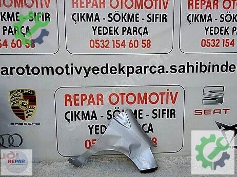 Toyota Yaris Sağ Ön Çamurluk çıkma parça