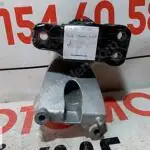 Renault Clio 5 19 26 sağ motor kulağı orijinal çıkma 112329514r