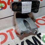 Renault Clio 5 19 26 sağ motor kulağı orijinal çıkma 112329514r