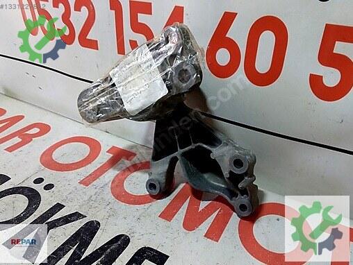 Renault Clio Sağ Taşıyıcı 112322283R çıkma parça