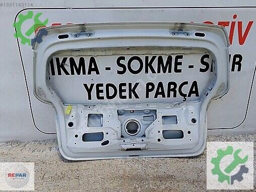 BMW 1 Serisi Bagaj Kapağı çıkma parça