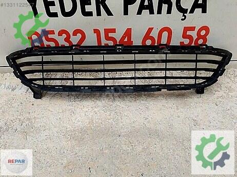 Renault Express Ön Panjur çıkma parça