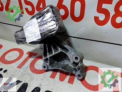 Renault Captur Sağ Taşıyıcı 112323904R çıkma parça