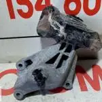 Renault Captur 2 20 25 Sağ motor kulağı Orijinal 112323904r
